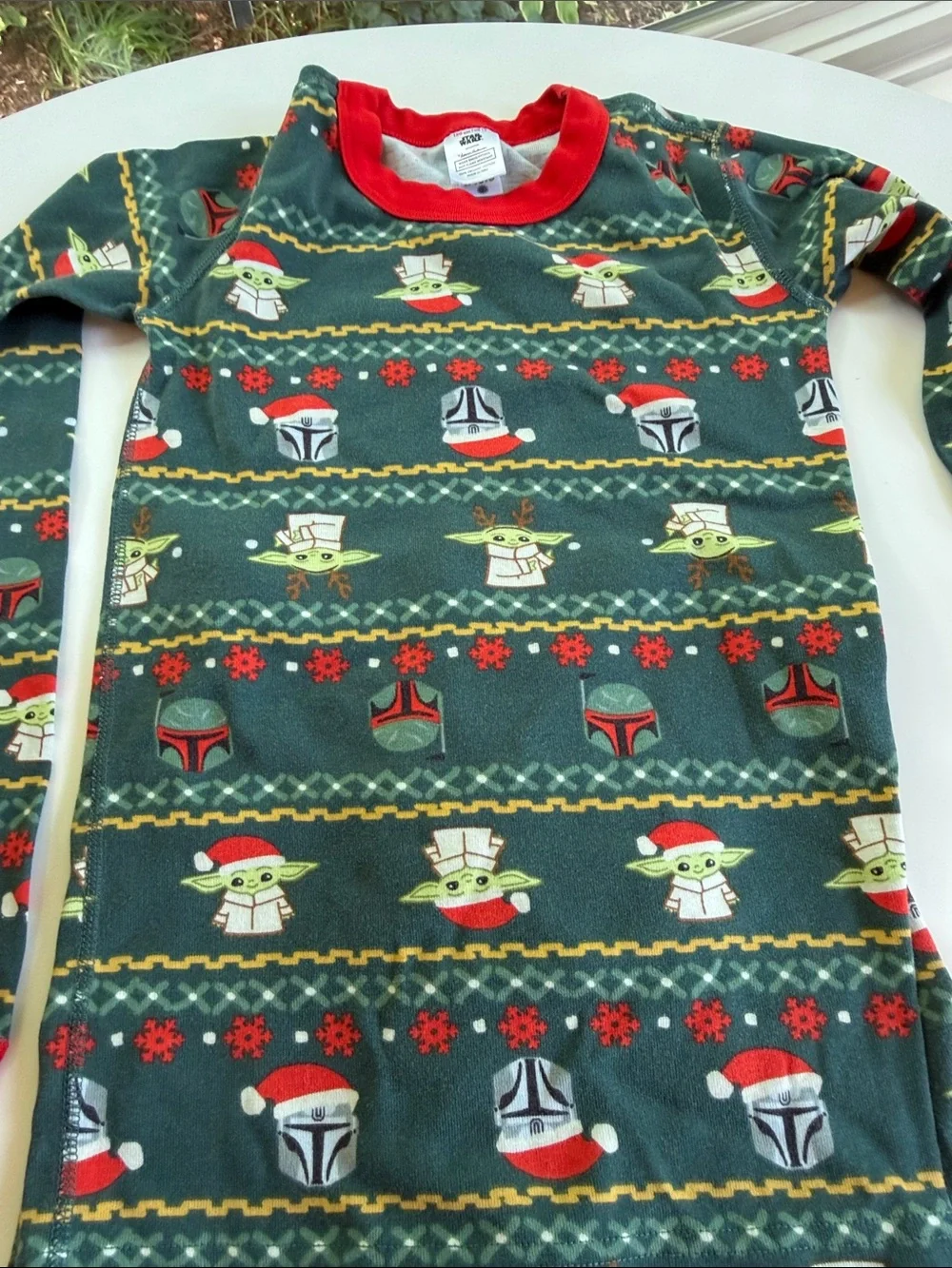 Kids Green Star Wars The Mandalorian Holiday Pajama Set